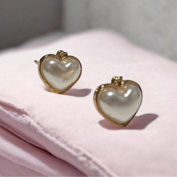 🆕Anne Klein Gold Heart Earrings - Picture 1 of 13